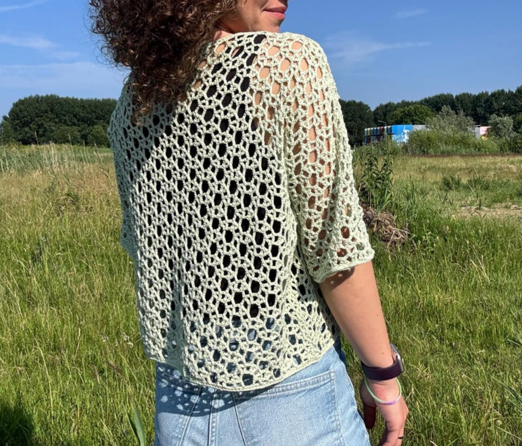 Alisia shirt Crochet Pattern